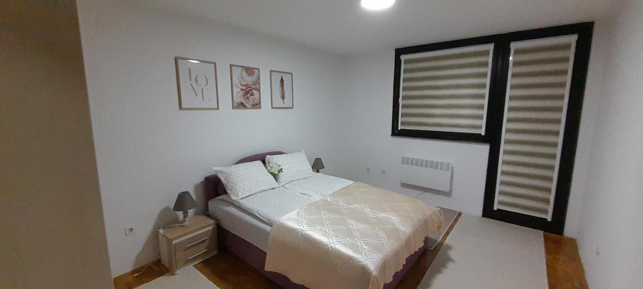 Cozy And Sunny Apartment Near The Airport 사라예보 외부 사진